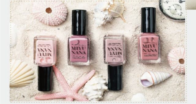 ナチュラルウォーターネイル（水性・お湯オフマニキュア